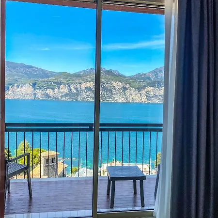 Emma Otel Malcesine